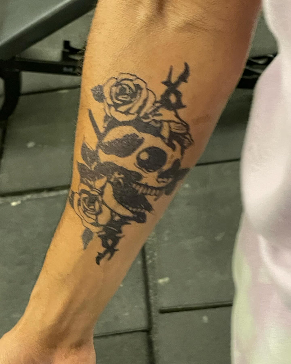 FLOWER SKULL TATTOO (Size: 110x180 mm)